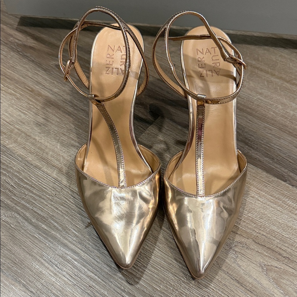 Naturalizer Metallic Gold Heels size 10